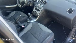 Peugeot 308 1.6 e-HDi Sportium CVM6 - 27