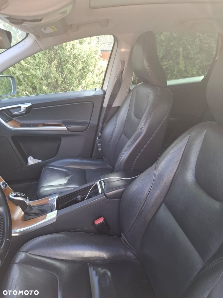 Volvo XC 60 T5 Geartronic Momentum - 7