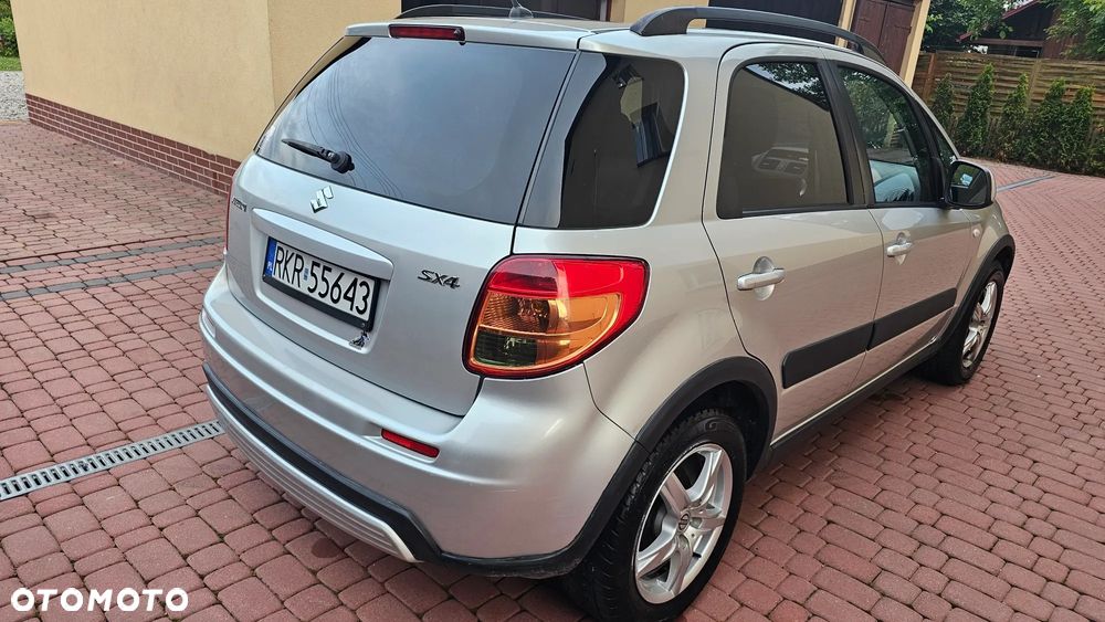Suzuki SX4 1.6 VVT 4x2 Comfort - 5