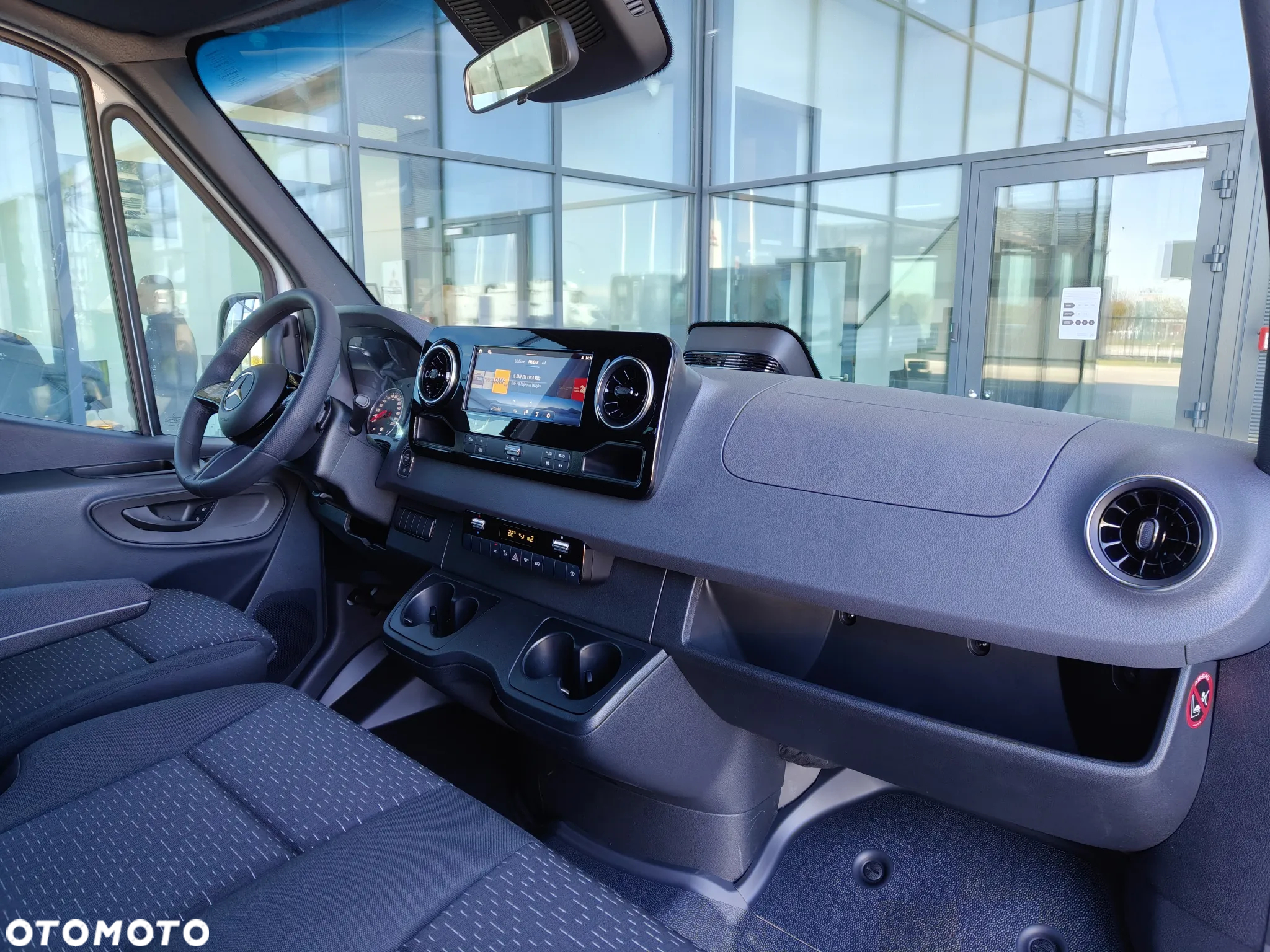 Mercedes-Benz Sprinter - 19
