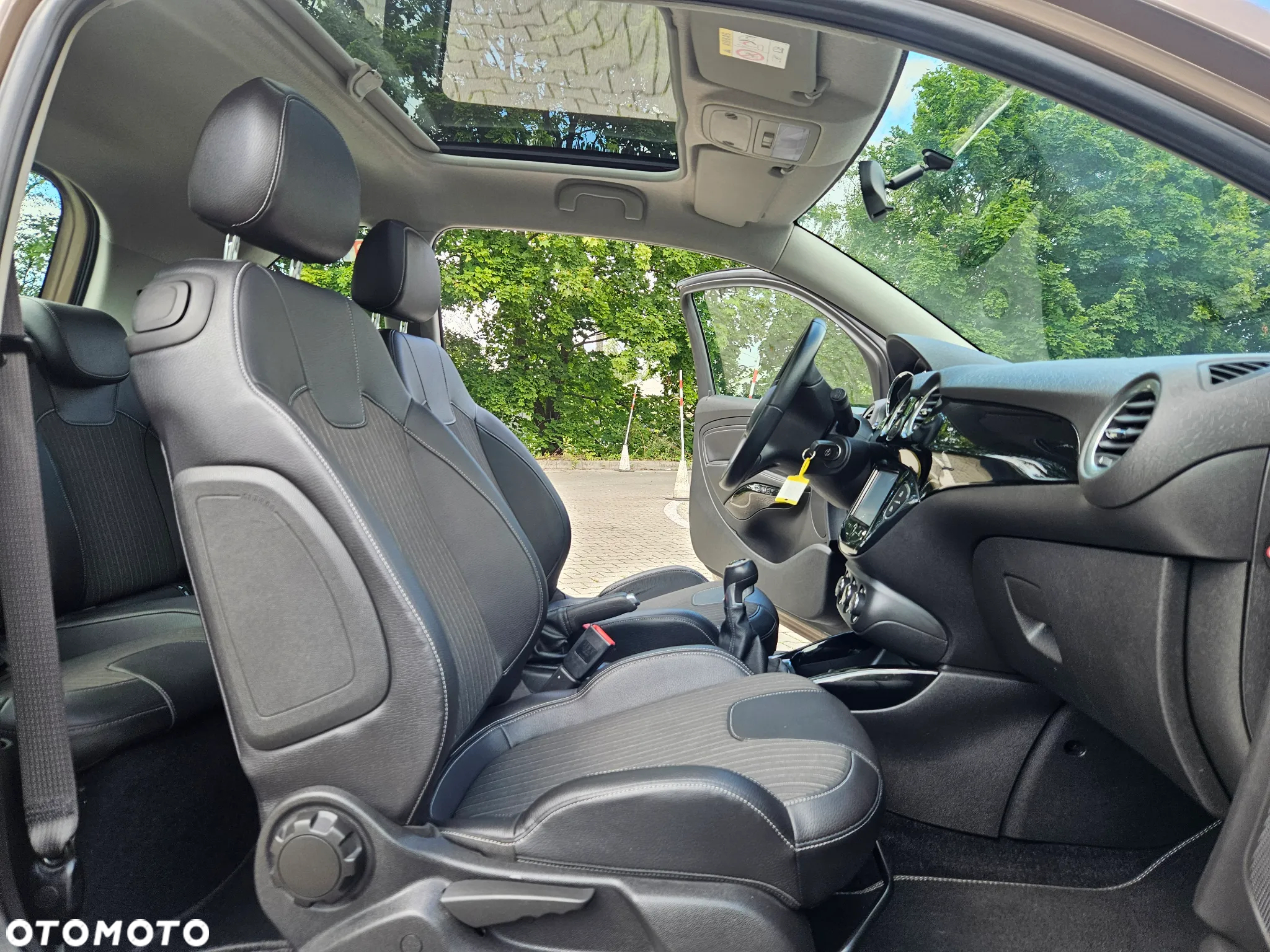 Opel Adam 1.2 Black Jack - 9