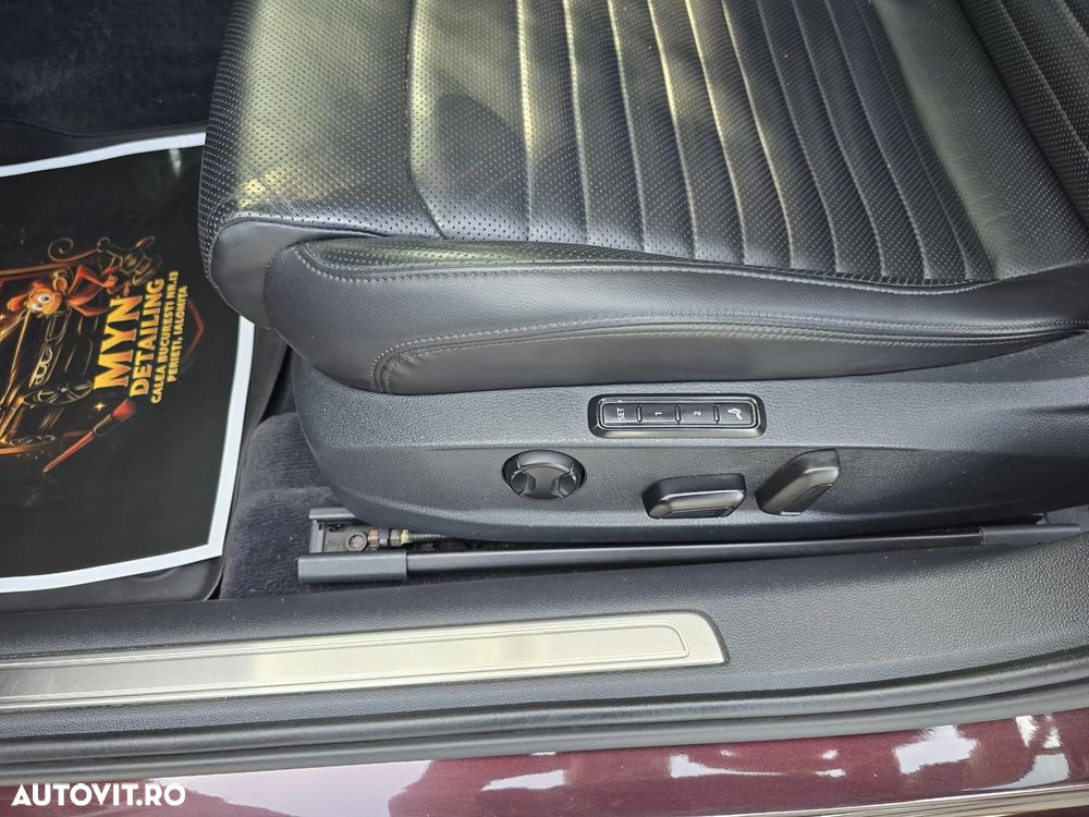Volkswagen Passat 2.0 TDI DSG Highline - 15
