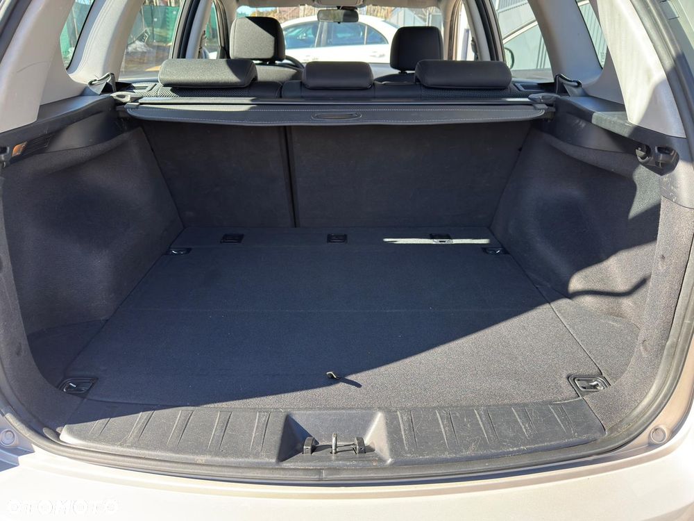 Hyundai i30 1.6 Comfort - 10
