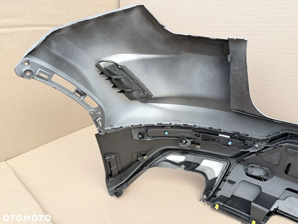 Zderzak Tylny Lamborghini URUS SE, kompletny - tył - 16