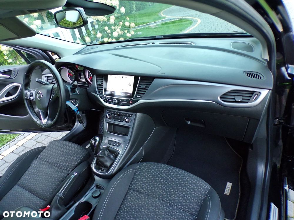 Opel Astra 1.6 D Start/Stop Sports Tourer 120 Jahre - 9