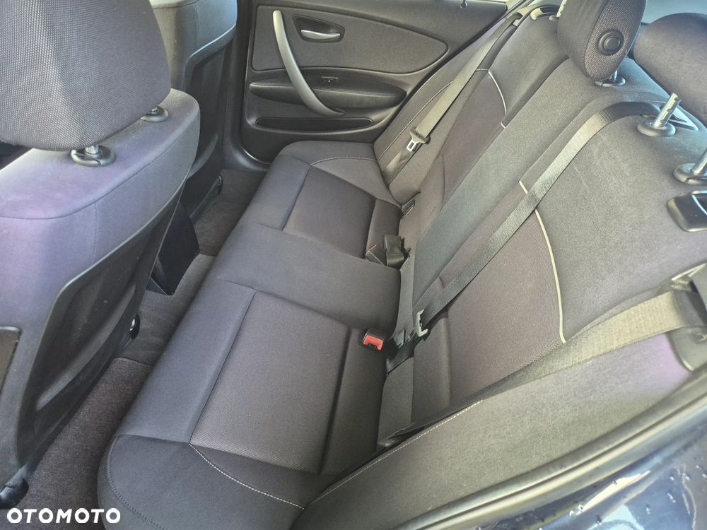 BMW Seria 1 118d DPF - 18