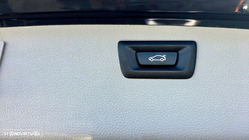 BMW 320 d Line Sport - 27