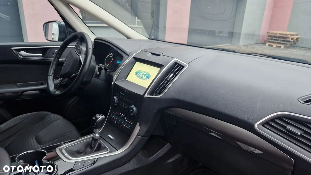 Ford S-Max 1.5 EcoBoost Titanium - 6