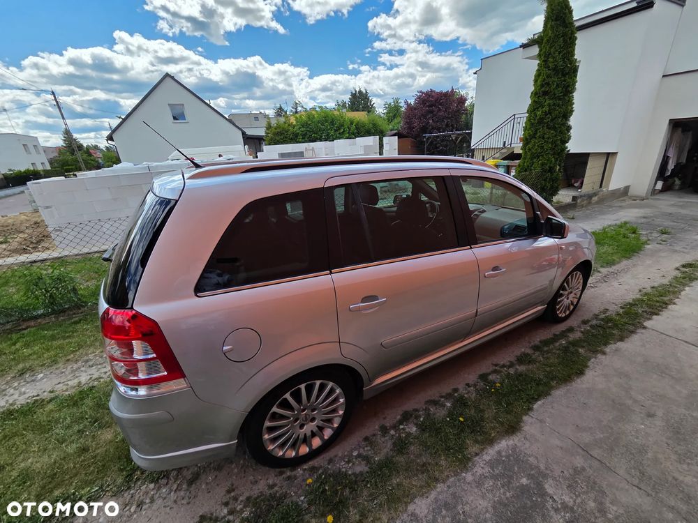 Opel Zafira 1.9 CDTI Edition - 9
