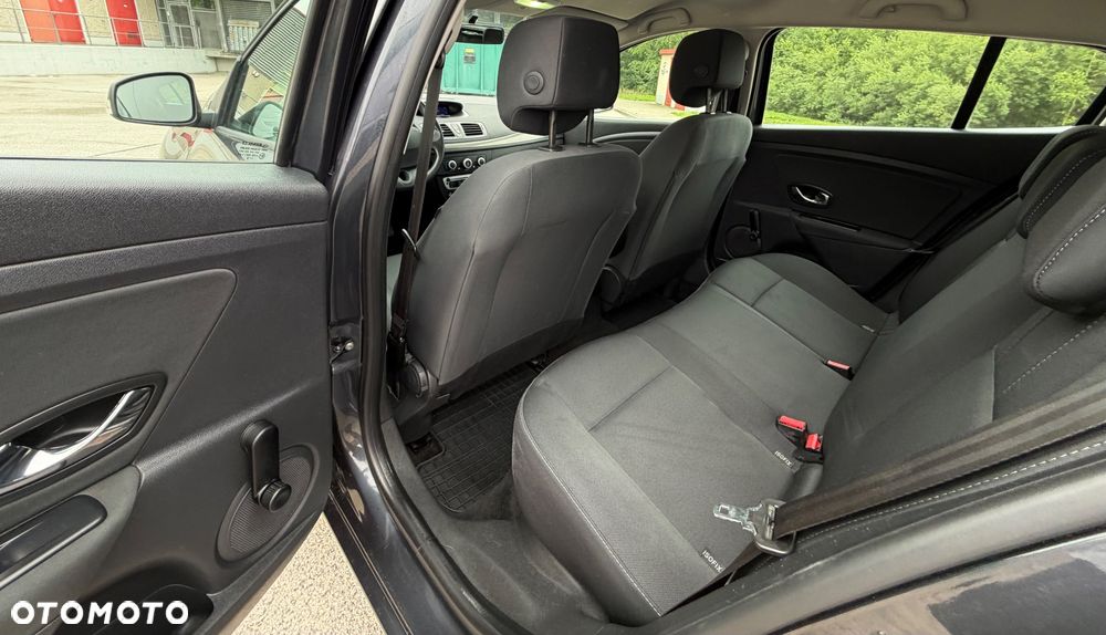 Renault Megane 1.6 16V 100 Authentique - 27