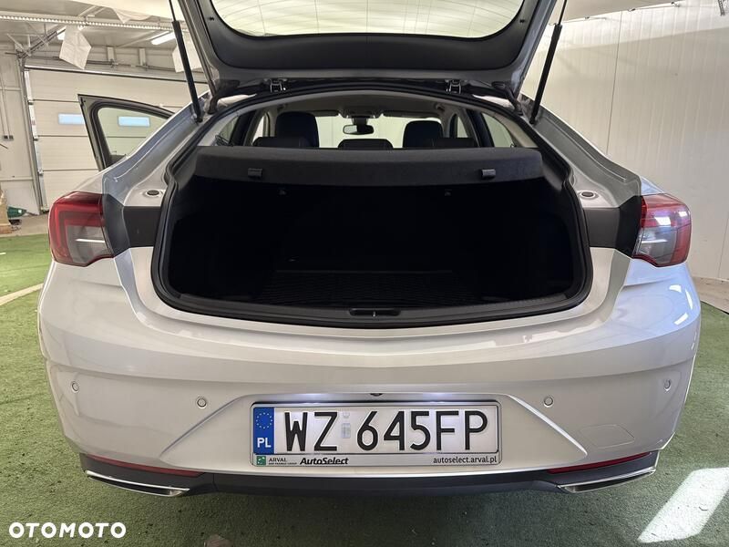 Opel Insignia 2.0 CDTI Business Elegance S&S - 22