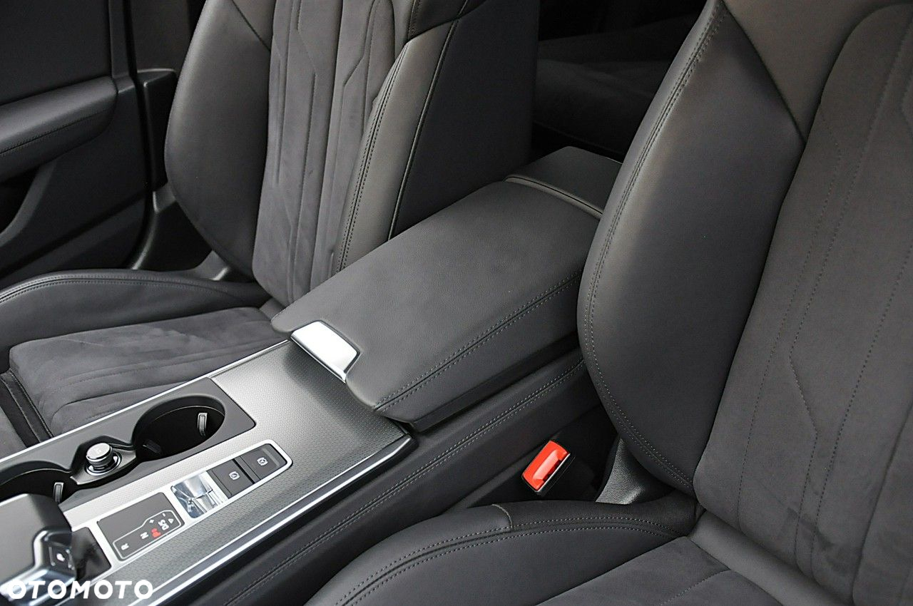 Audi A6 Allroad - 22
