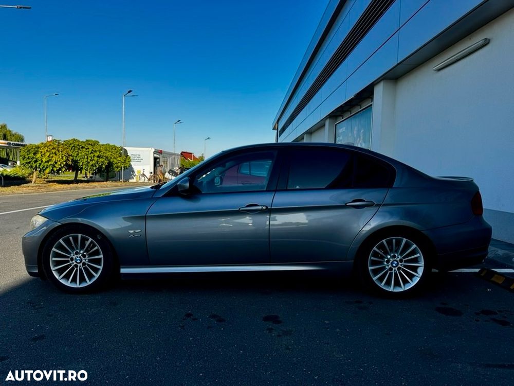 BMW Seria 3 320d Aut. xDrive Advantage - 2