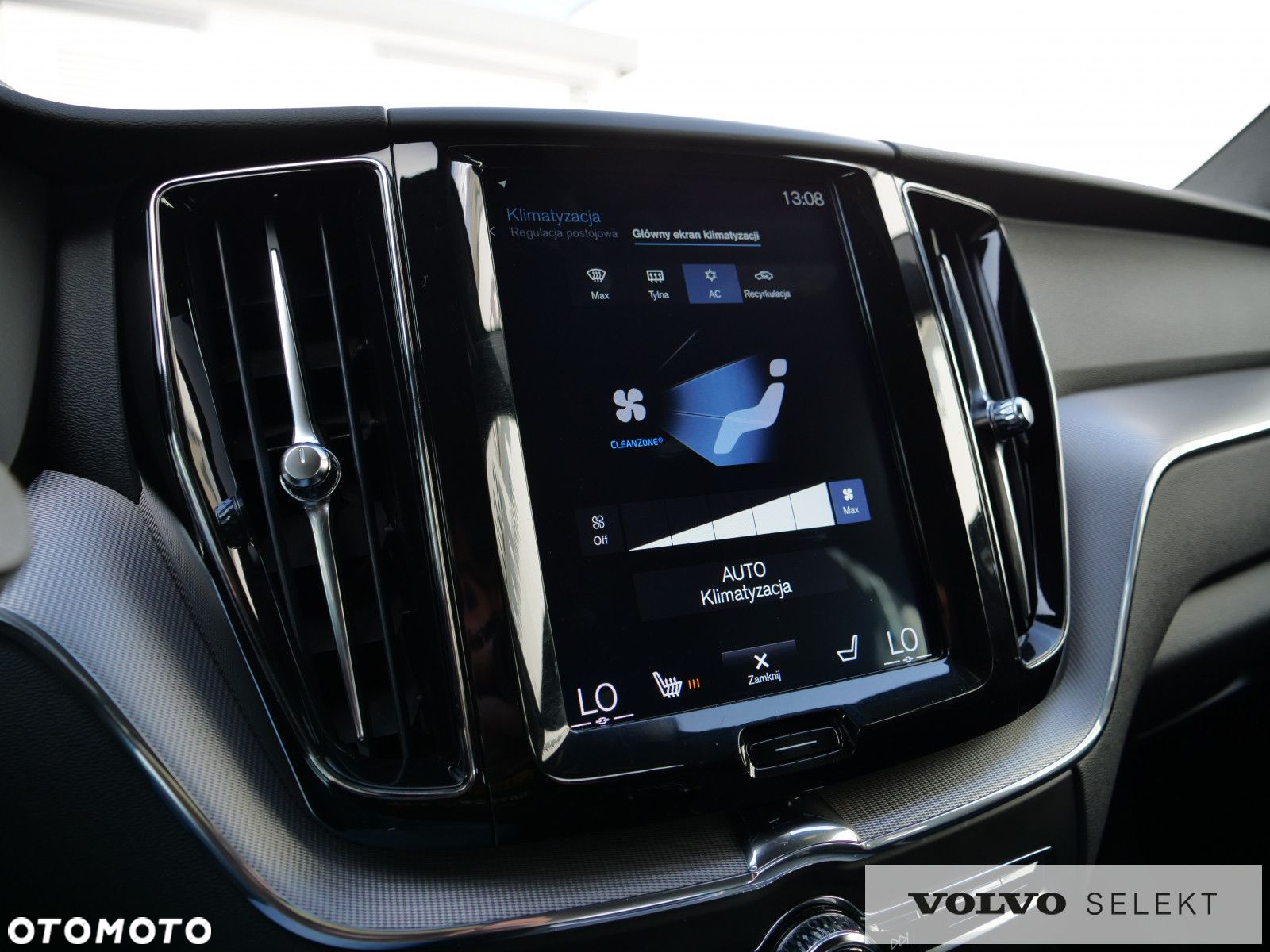 Volvo XC 60 - 24