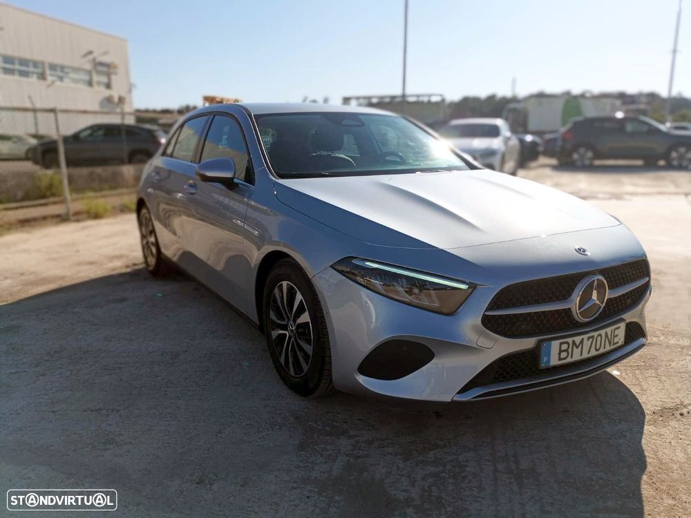 Mercedes-Benz A 200 Standard - 10