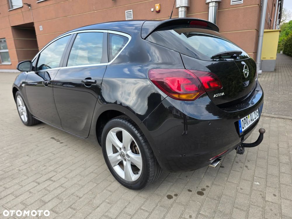 Opel Astra 1.4 Turbo Cosmo - 14