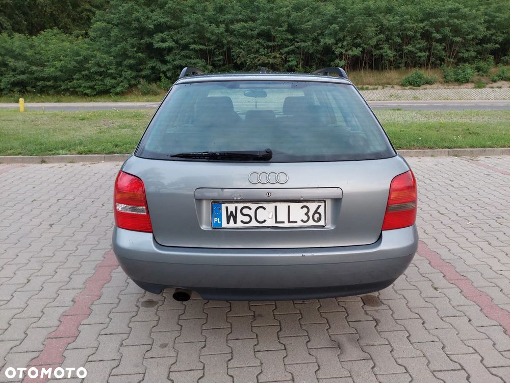 Audi A4 Avant 1.8 - 4