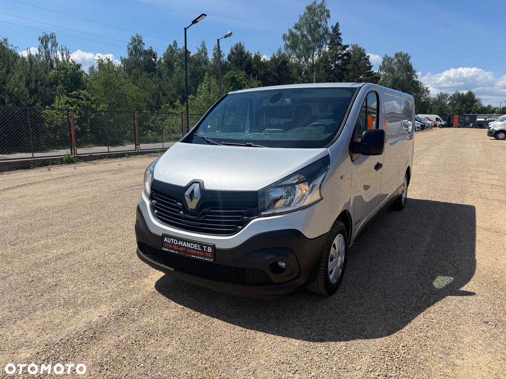 Renault Trafic - 2