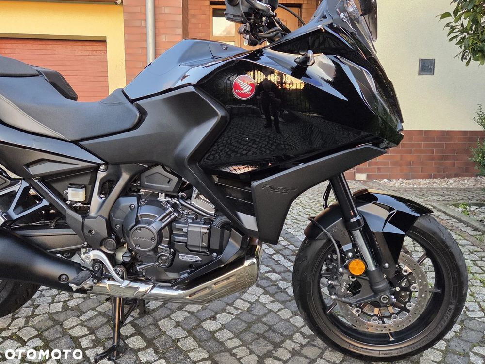Honda NT - 9