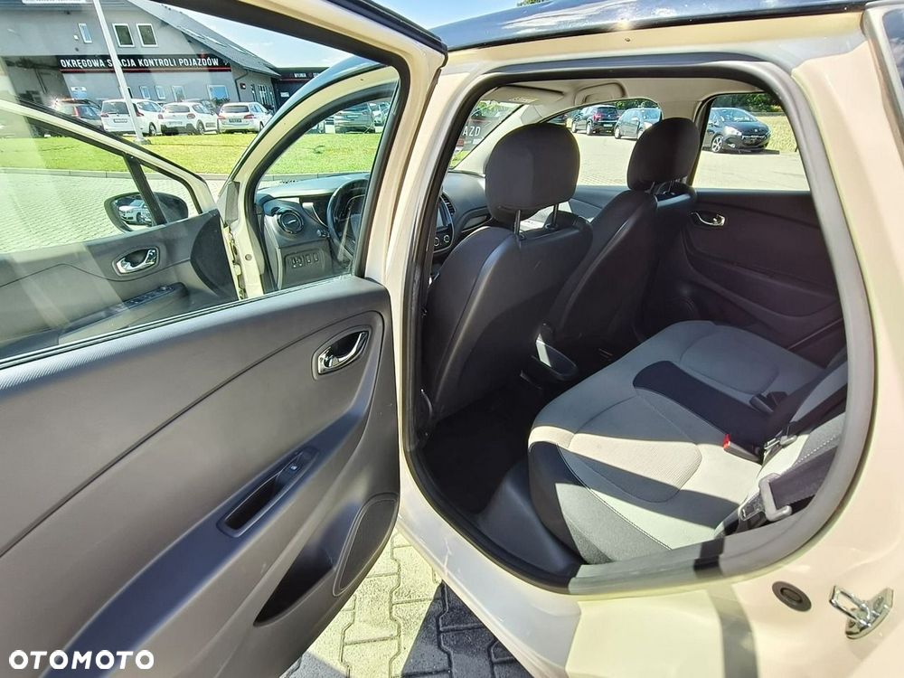 Renault Captur - 16