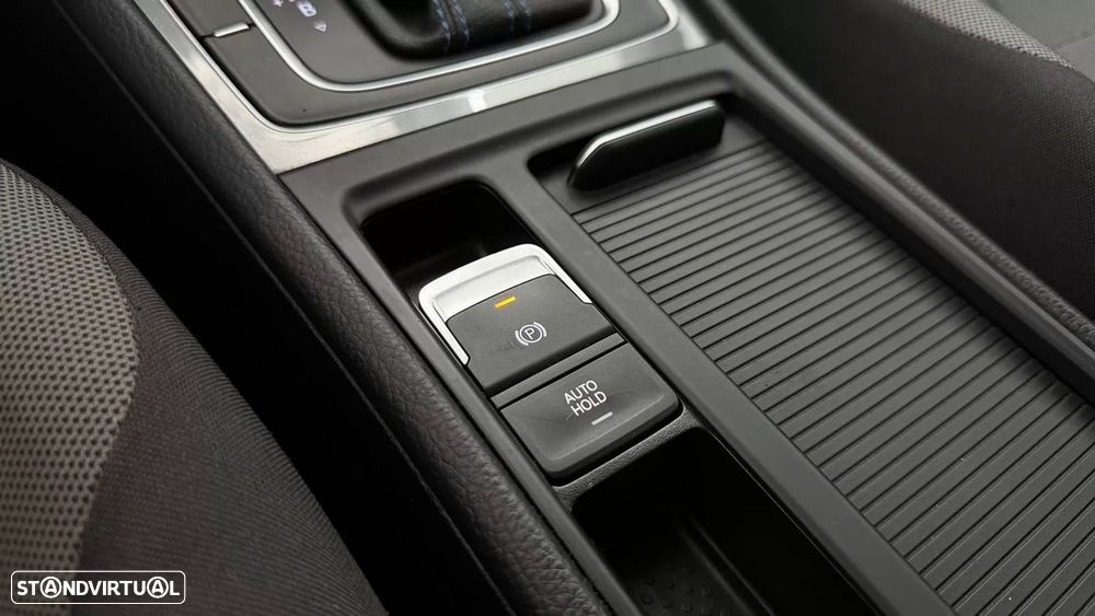 VW e-Golf AC/DC - 22