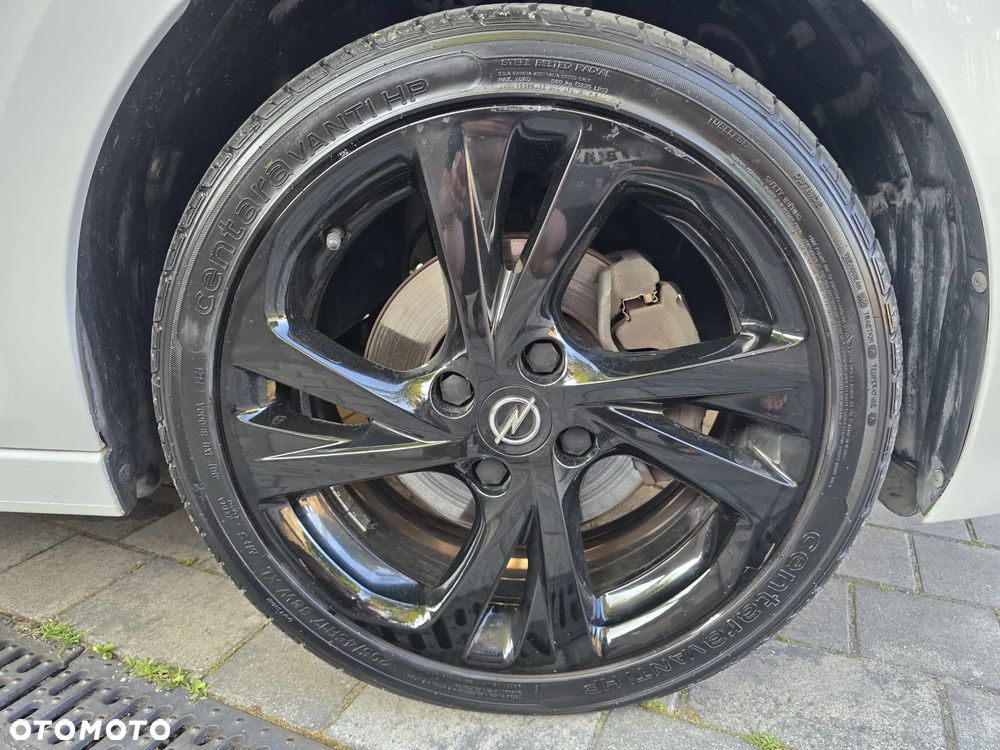 Opel Corsa 1.2 GS Line Plus Pack S&S - 32