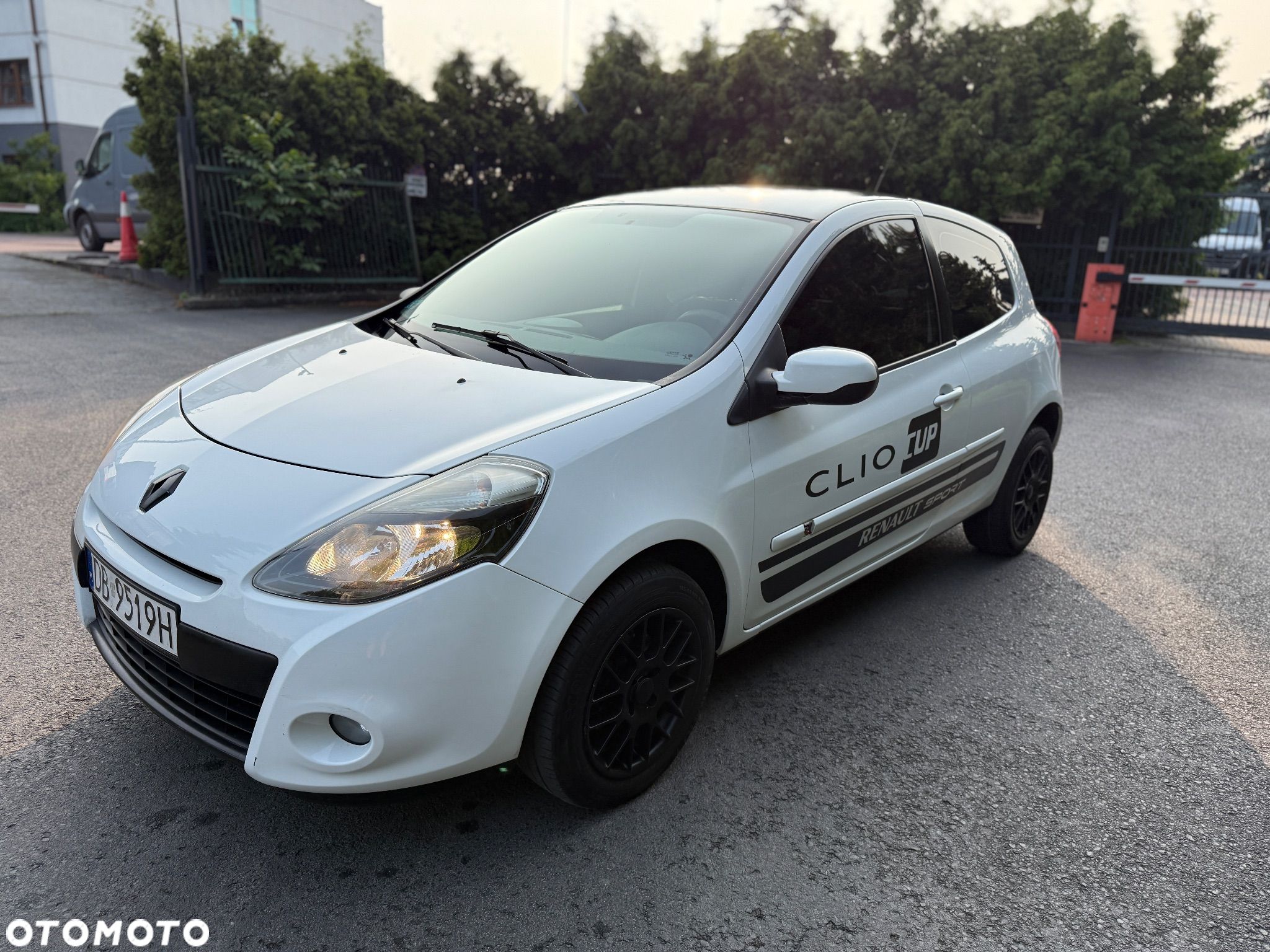 Renault Clio - 1