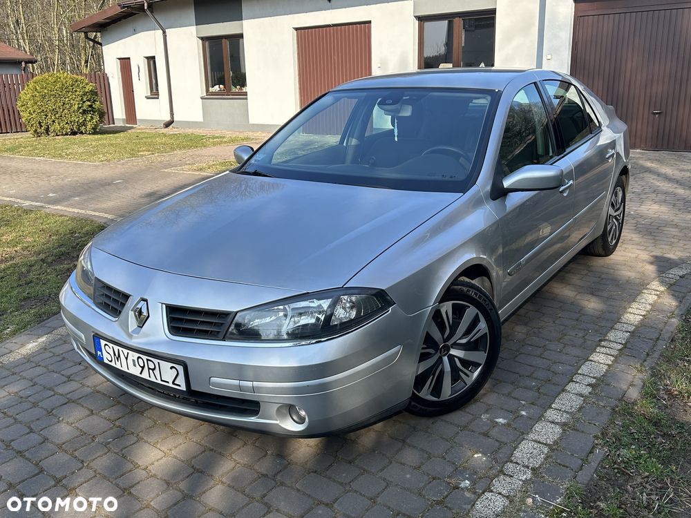 Renault Laguna - 1