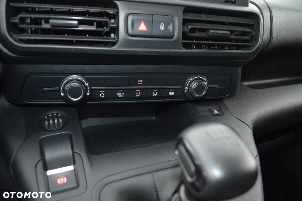 Toyota Proace City - 16
