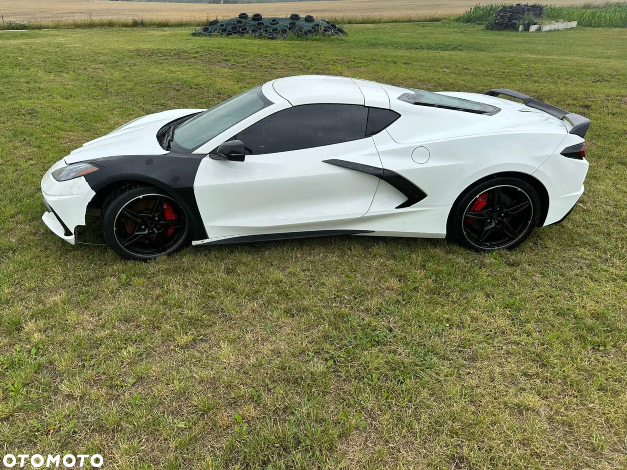 Chevrolet Corvette - 13
