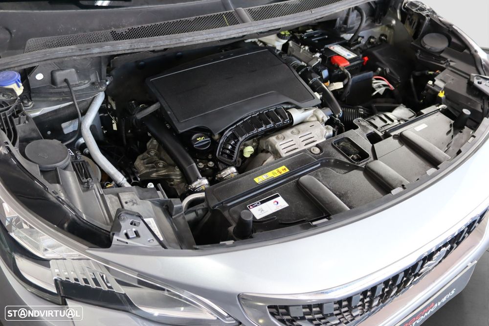 Peugeot 3008 PureTech 130 Stop & Start GPF EAT8 Crossway - 19