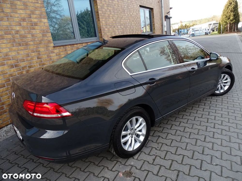 Volkswagen Passat 2.0 TDI BMT Comfortline - 11