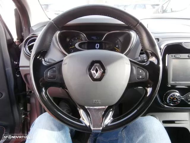 Renault Captur 1.5 dCi Exclusive - 18