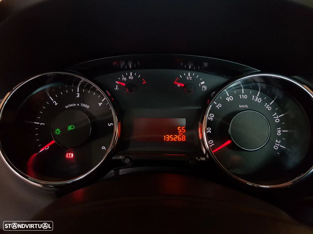 Peugeot 3008 1.6 BlueHDi Style - 25