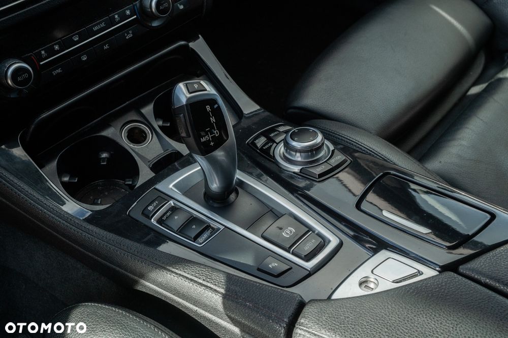 BMW Seria 5 520d - 4