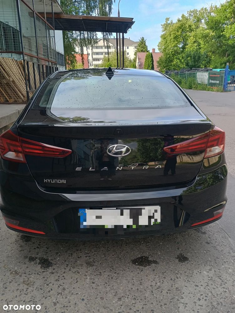 Hyundai Elantra 2018 photo 5