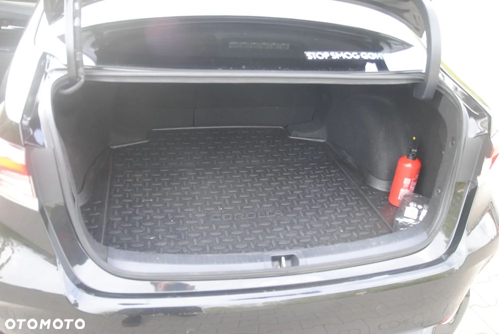 Toyota Corolla 1.8 Hybrid Comfort - 8