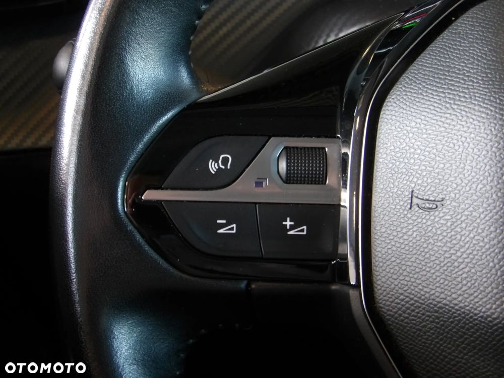 Peugeot 208 1.2 PureTech Active S&S - 24