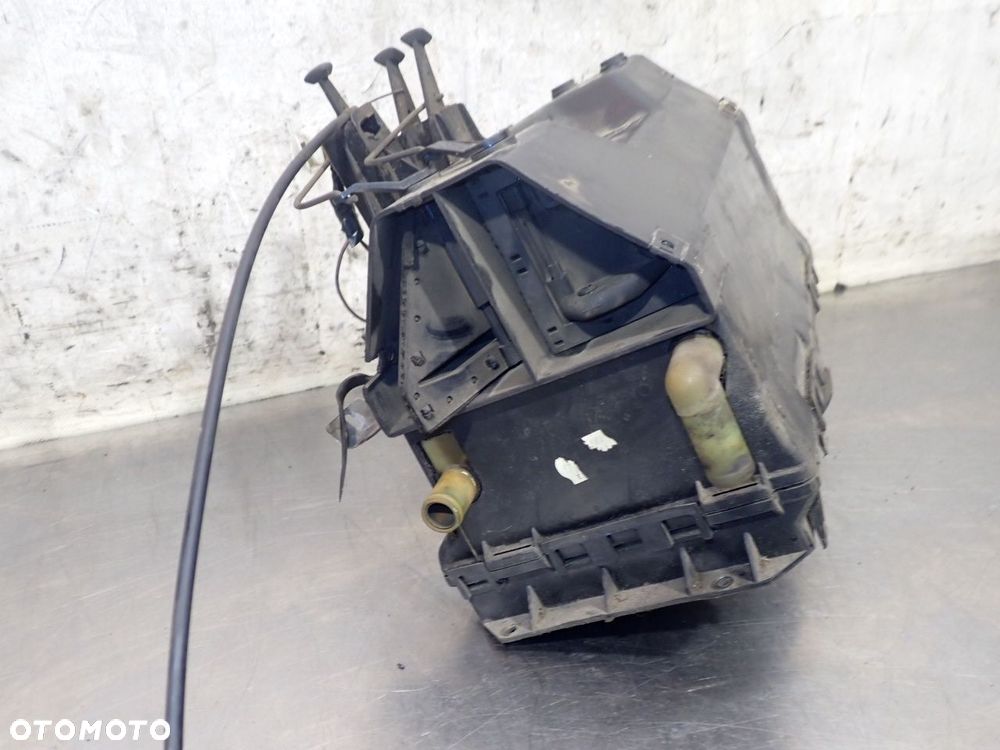 NAGRZEWNICA WENTYLATOR MERCEDES T1 KACZKA 207D 9225212117  9225213117 - 6