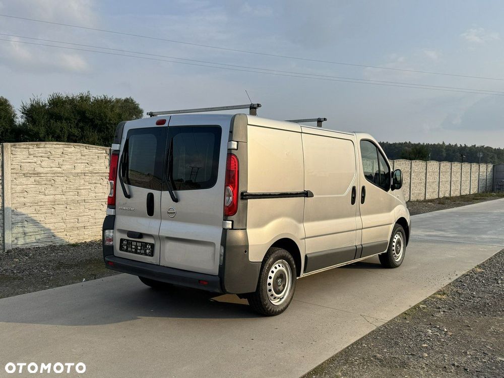 Nissan Interstar - 3