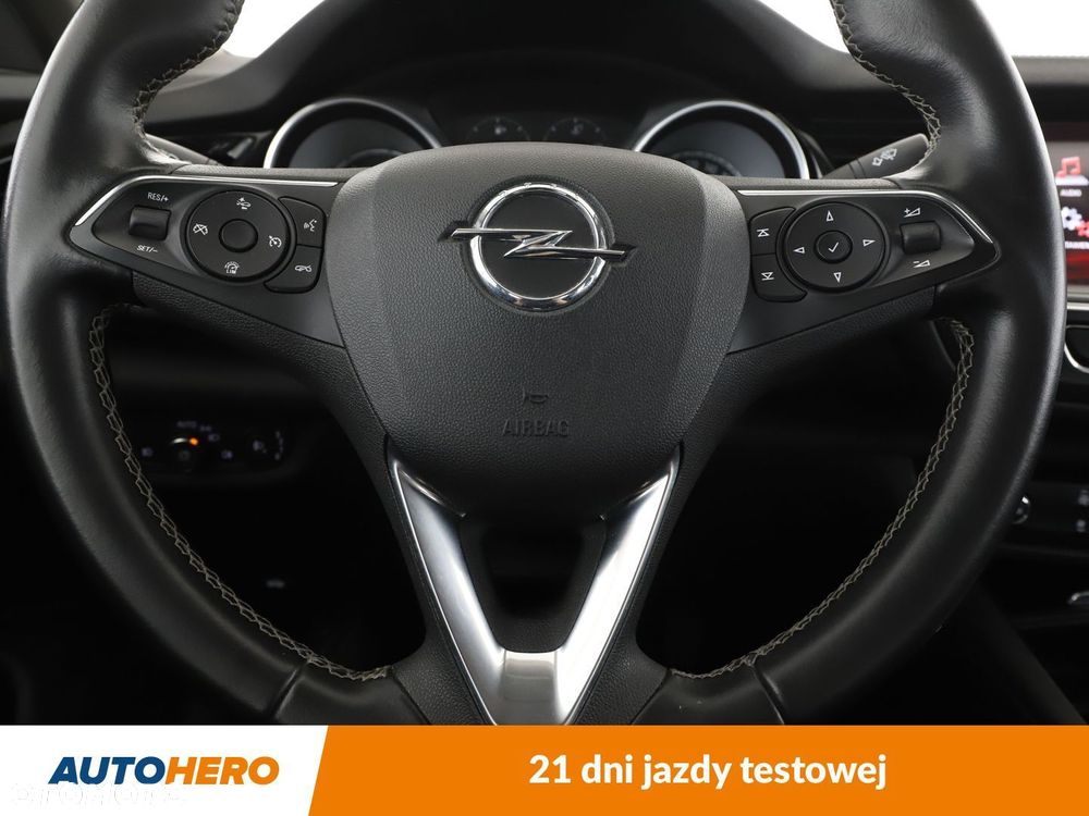 Opel Insignia - 18