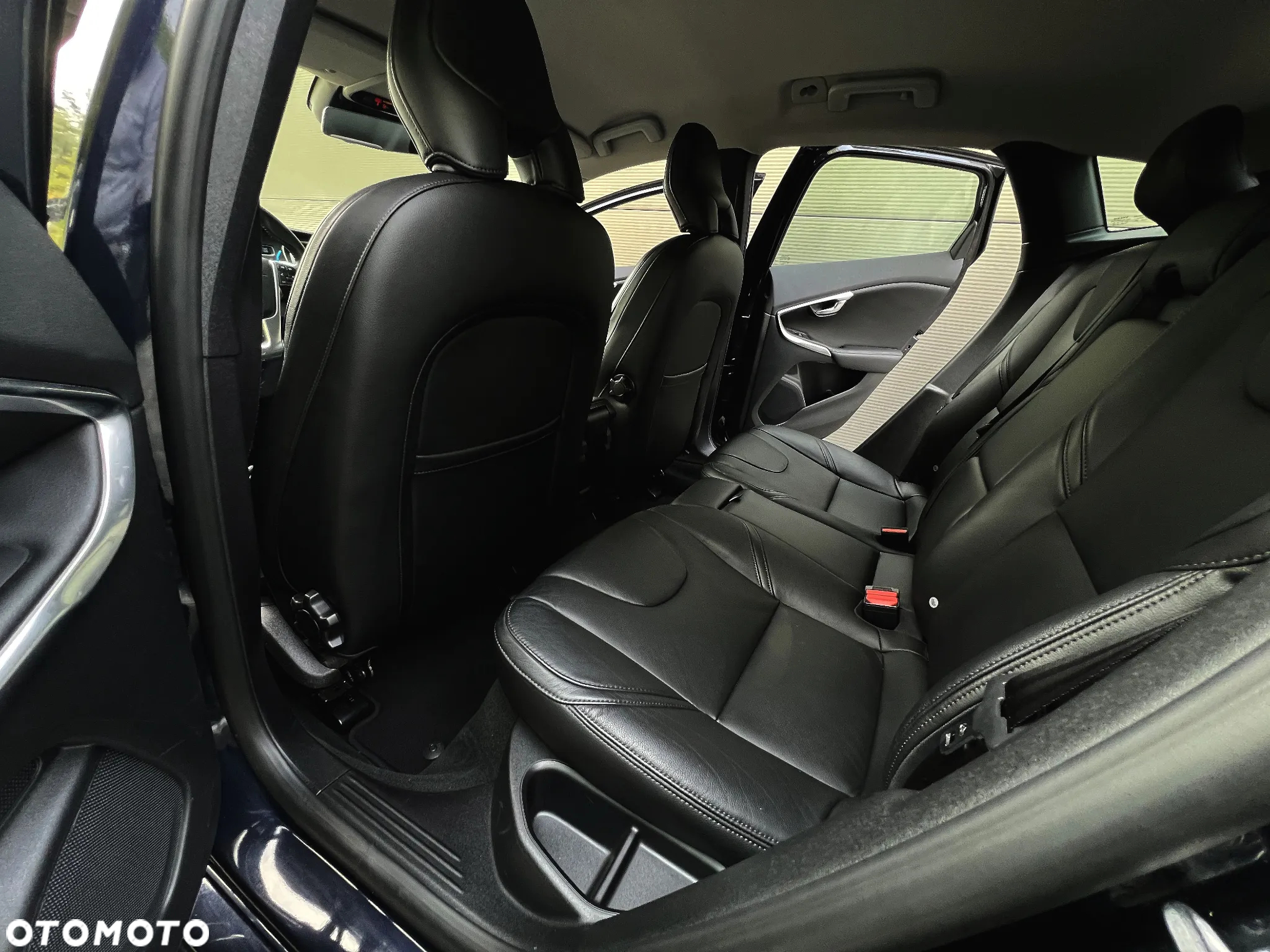 Volvo V40 D2 Drive-E Momentum - 20