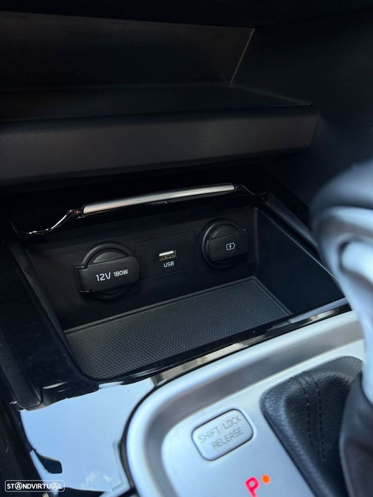 Kia XCeed 1.6 GDi PHEV Tech - 29
