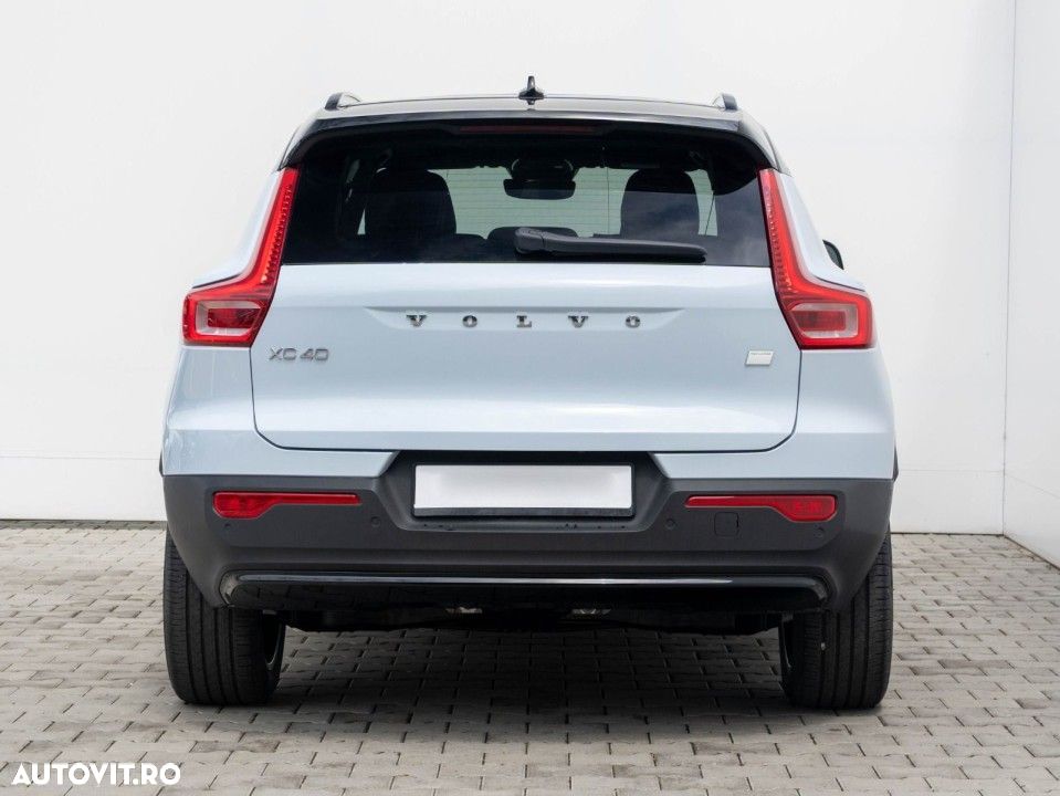 Volvo XC 40 Recharge Single Motor Extended Range RWD Plus - 5