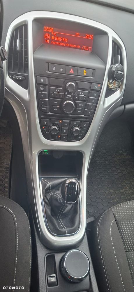 Opel Astra 1.4 Turbo Cosmo - 14