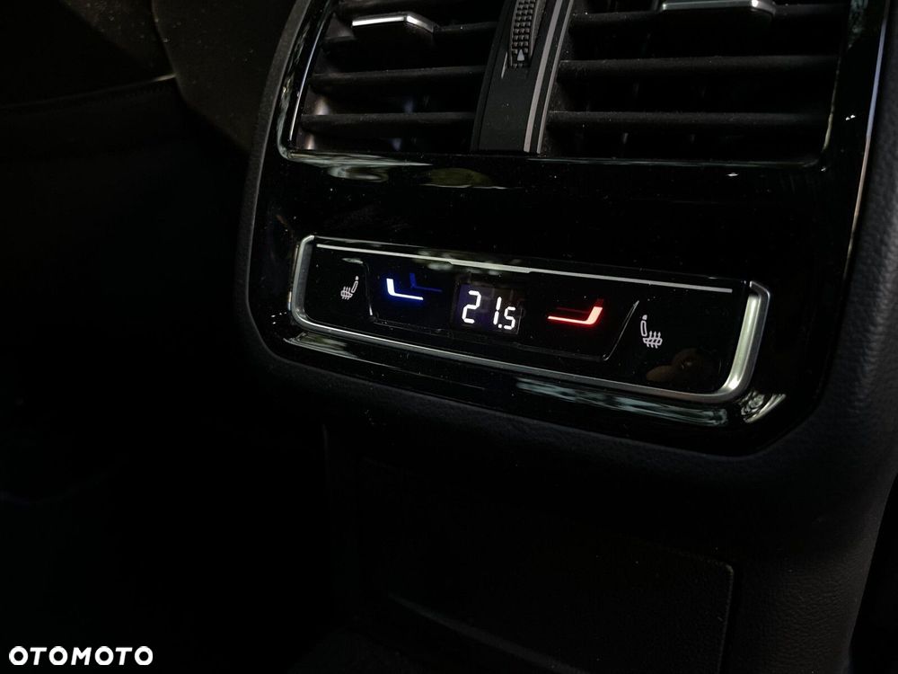 Volkswagen Arteon 2.0 TSI 4Motion R DSG - 23