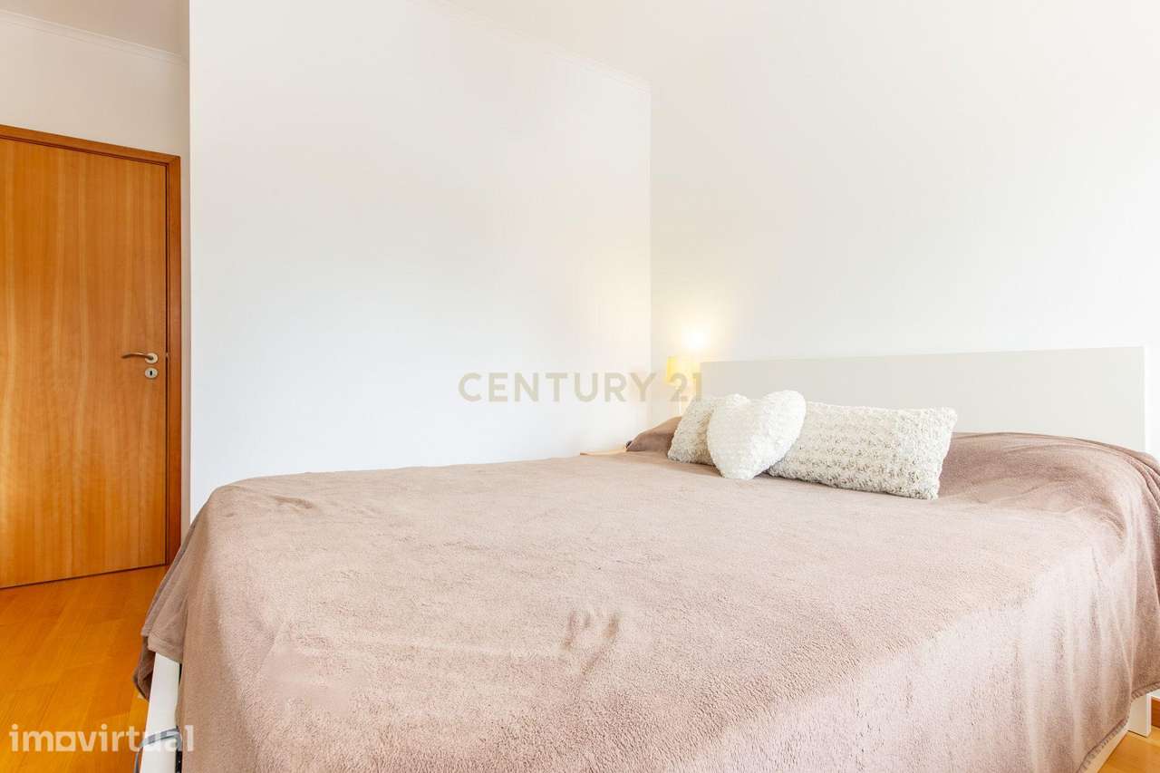 Apartamento T2, Santa Marta do Pinhal, Corroios, Seixal. Oportunidade - Grande imagem: 2/21
