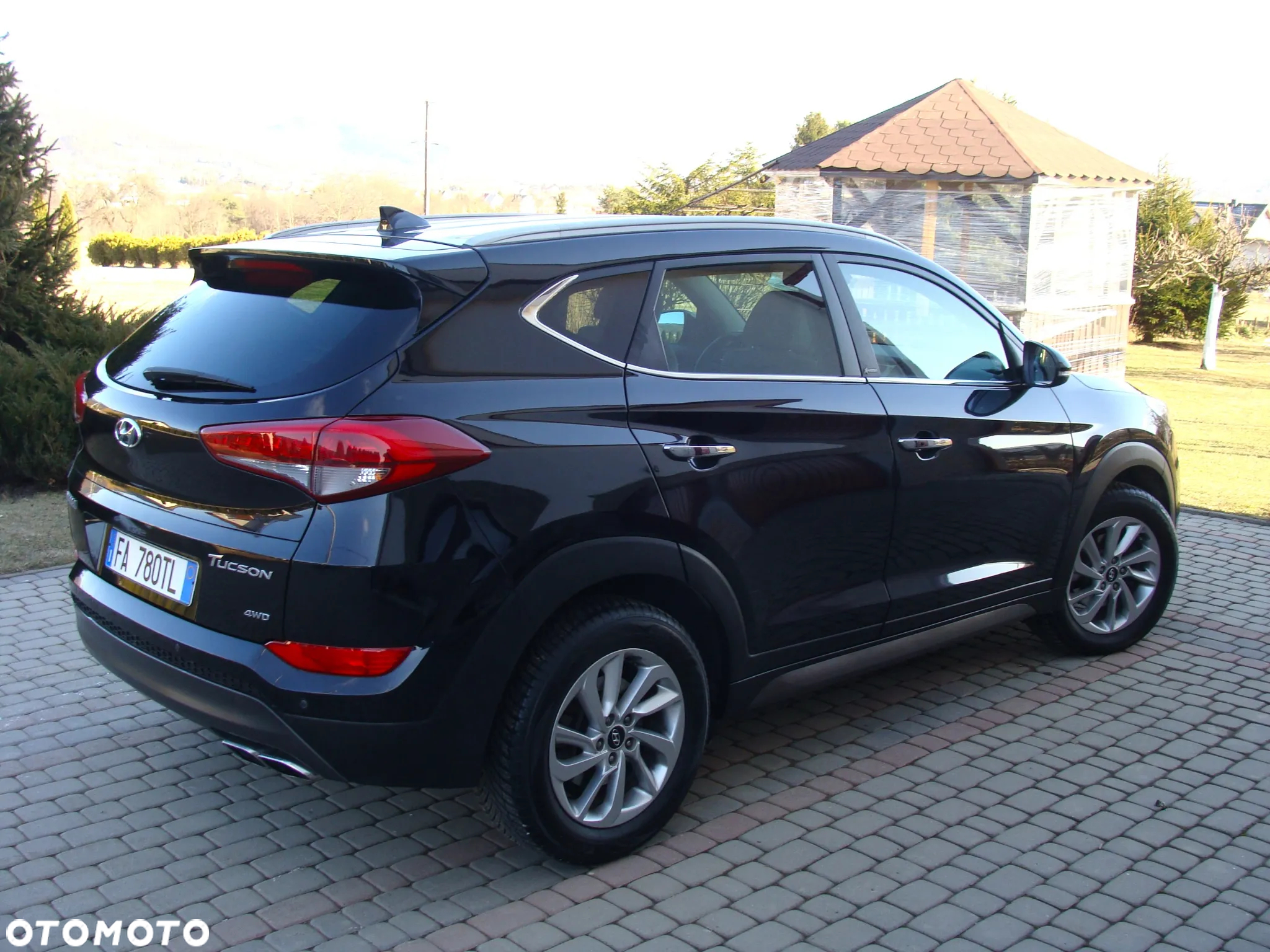 Hyundai Tucson 2.0 CRDi 4WD Automatik Passion - 3