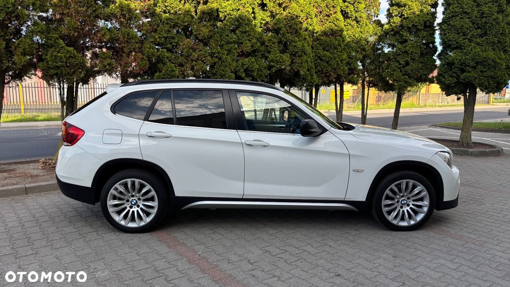 BMW X1 xDrive28i Sport Line - 5