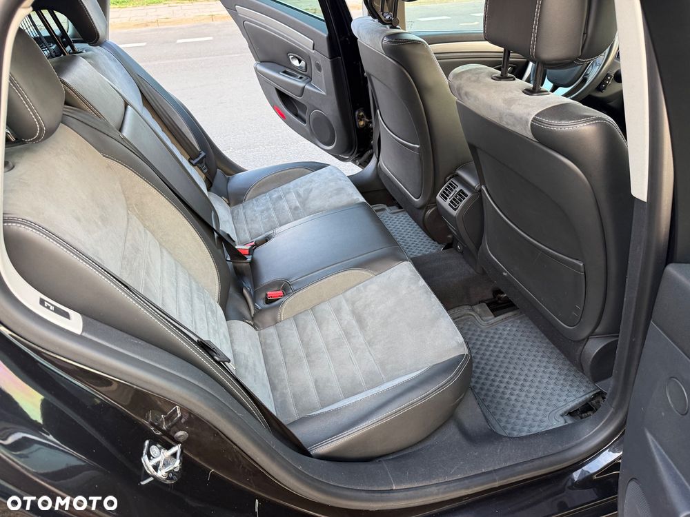 Renault Laguna dCi 150 FAP Bose - 22